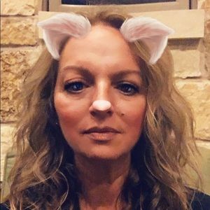 Meet your Posher, Pamela